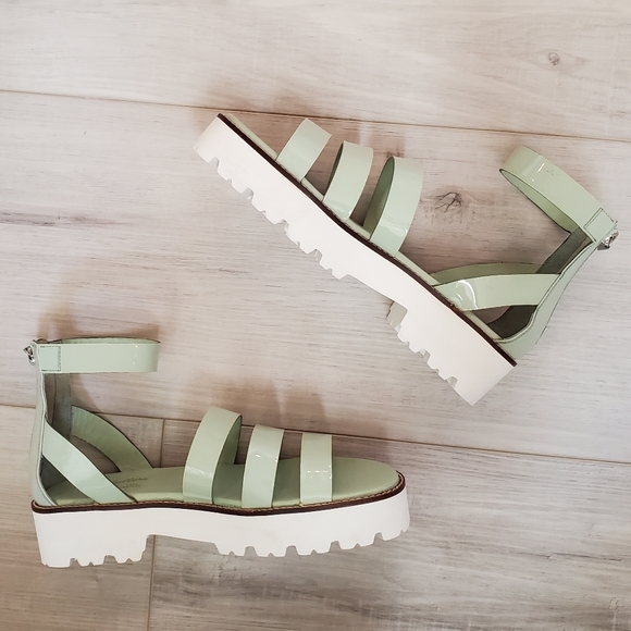 Seychelles Nightlife Sandals in Cucumber - Picture 9 of 9